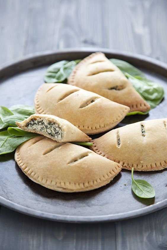 slippers with empanadas ricotta and spinach