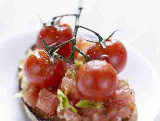 Crostini with two tomatoes