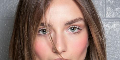 In the spring, pink cheeks to look good!
