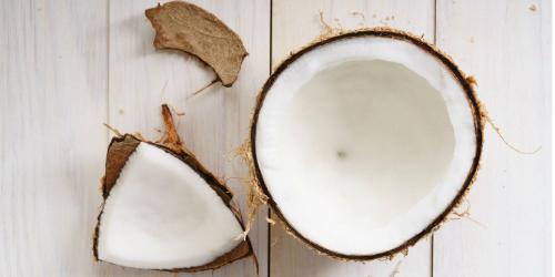 8 (good) reasons to pounce on coconut