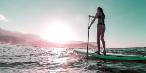 Stand Up Paddle, the aquatic activity to tone up (and have fun)