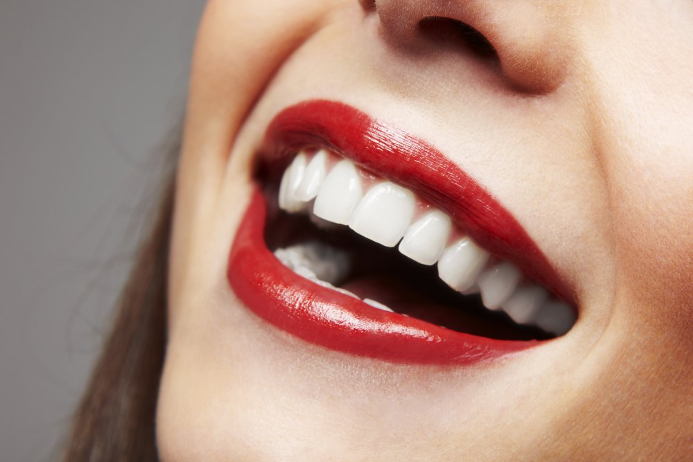 4 grandmothers' tips for whiter teeth