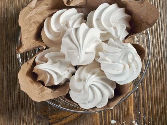 white shiny meringues