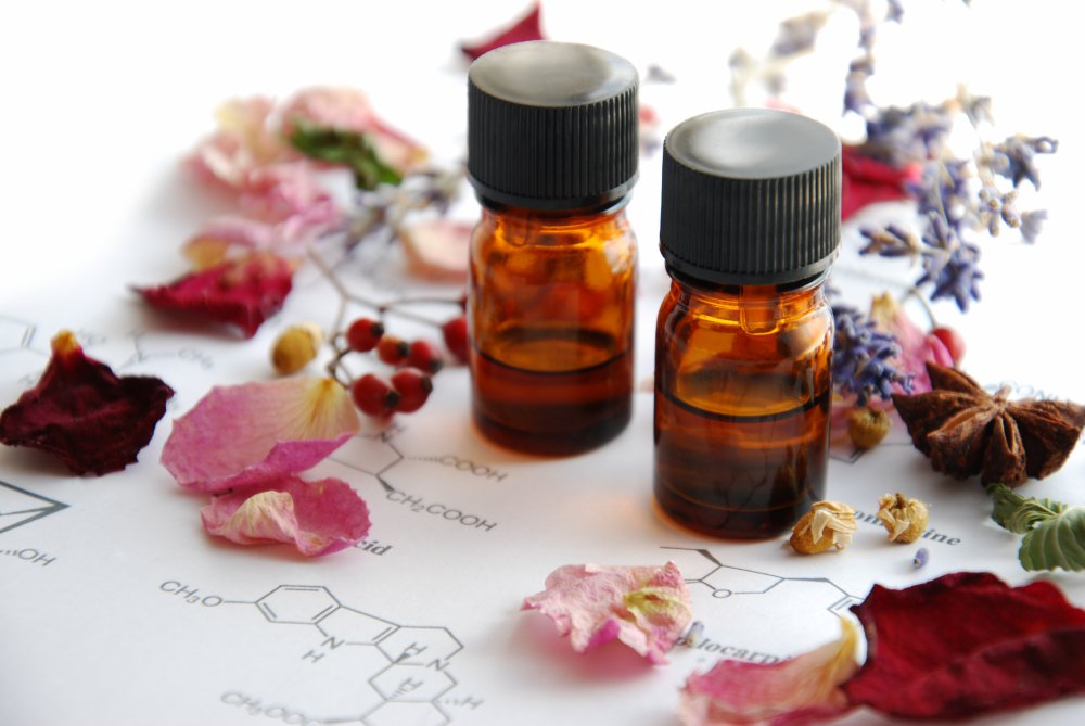 5 essential oil recipes to say goodbye to pimples