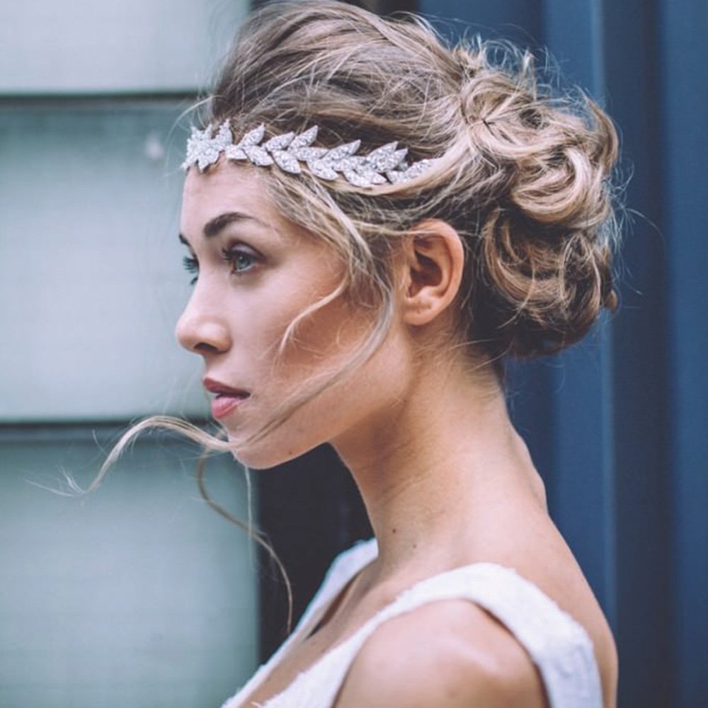 The most beautiful accessories bridal hairstyle