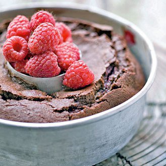 Choco-raspberry cake