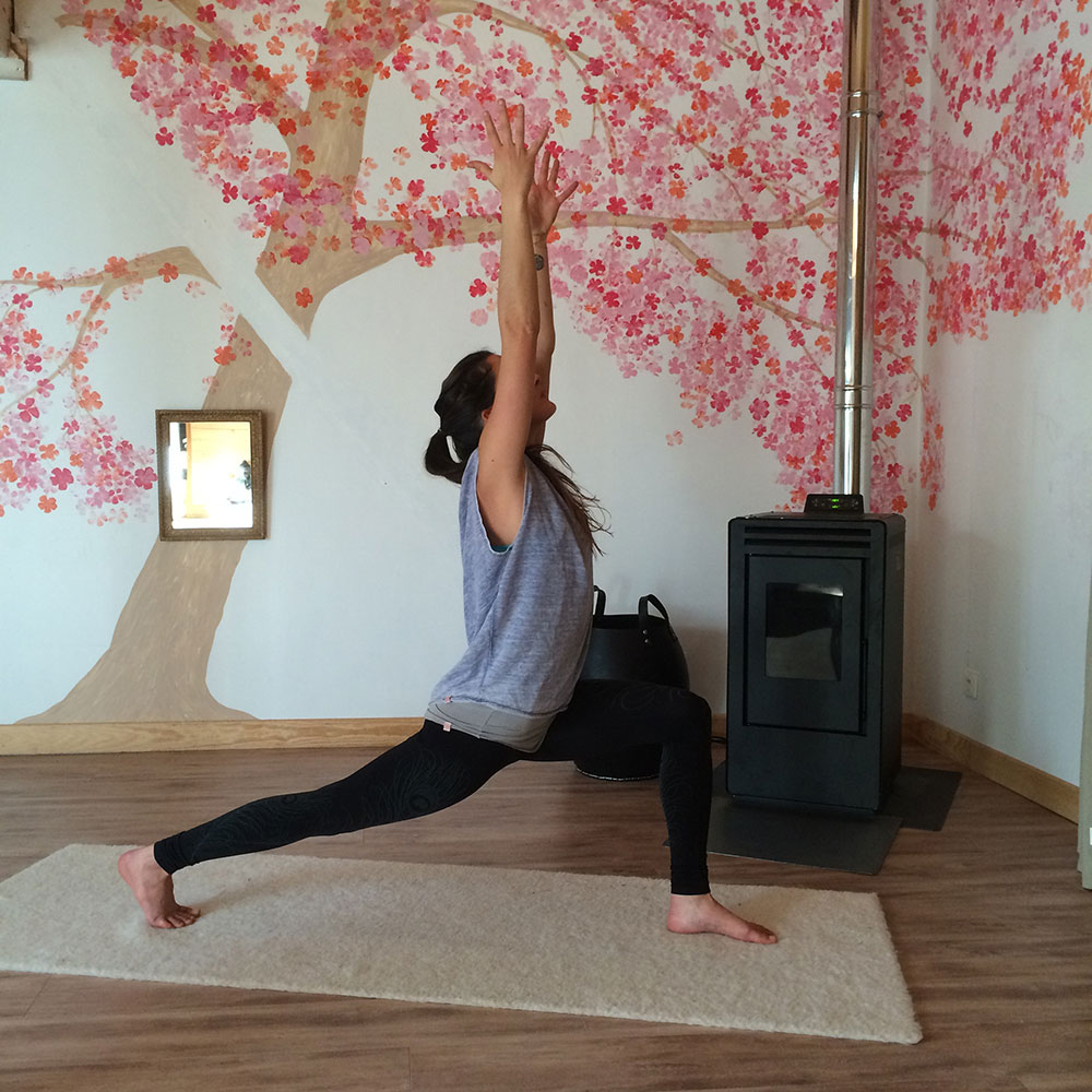 yoga posture asana warrior 1 refine size